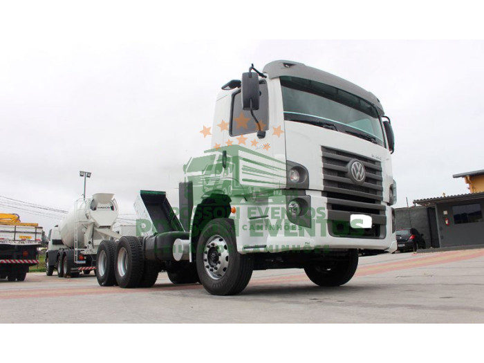 VOLKSWAGEN 31 280 2015 – 6X4 – NO CHASSI ALONGADO