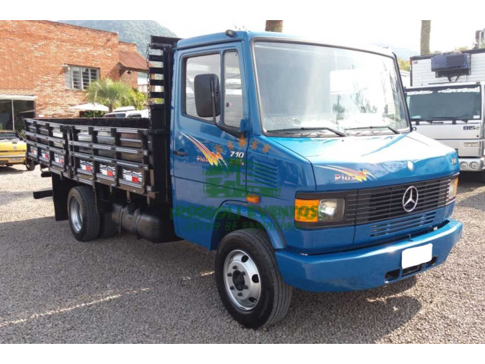 MERCEDES BENZ MB710 2009