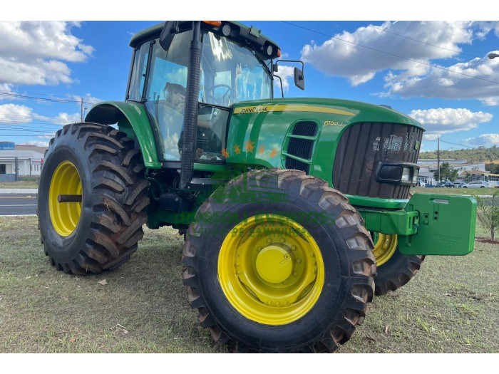 JOHN DEERE 6180 2011