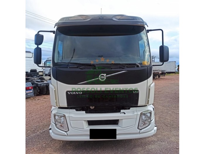 Volvo VM 330, 4x2 2014